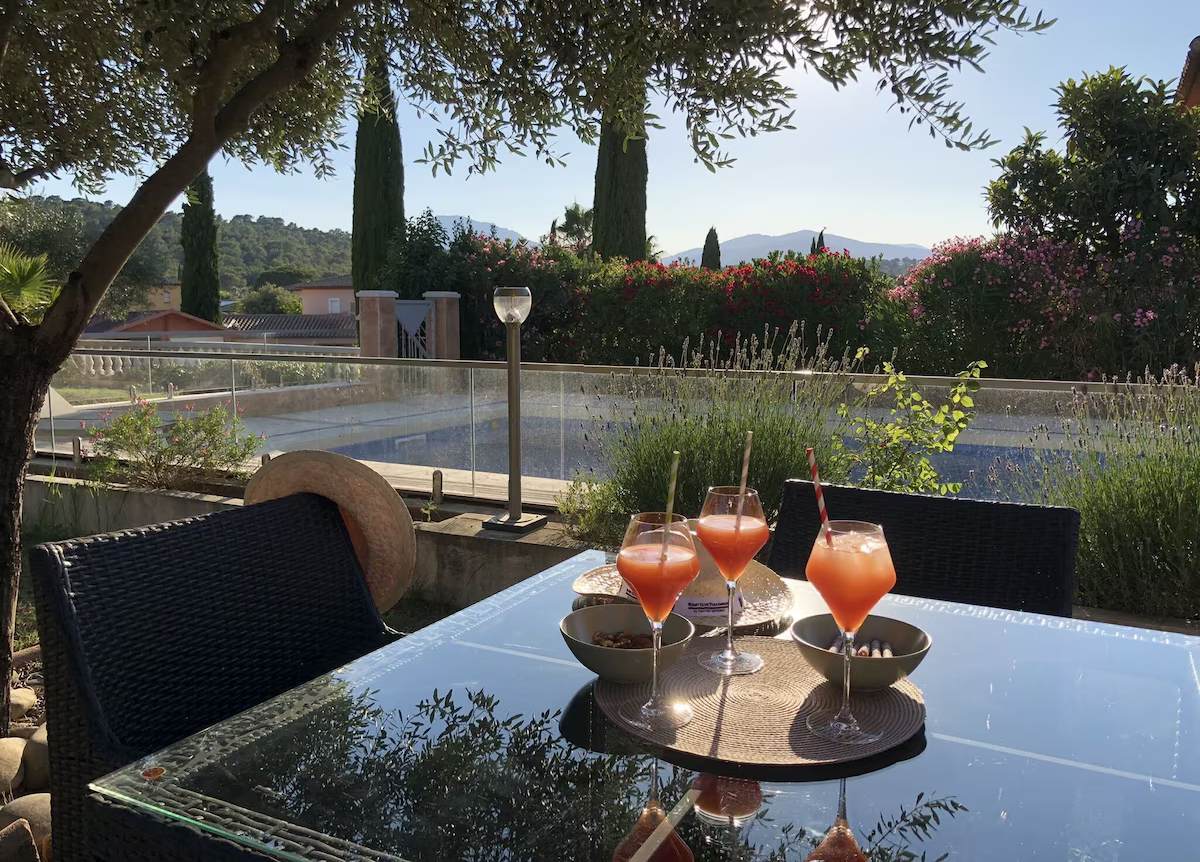 Terrasse du Laurier-Rose